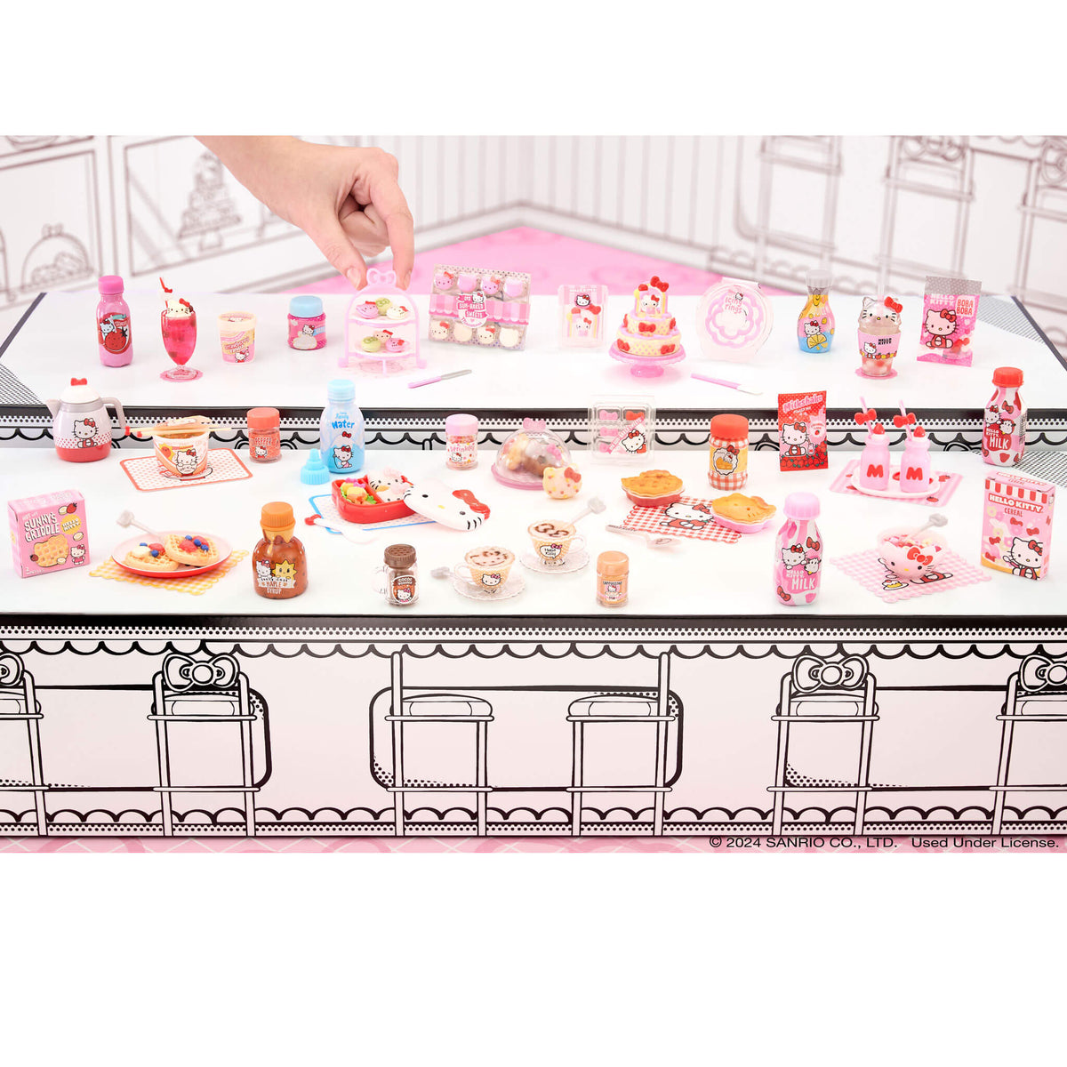 MGA's Miniverse Make It Mini Food Hello Kitty® - 6 Pack Mini Collectibles