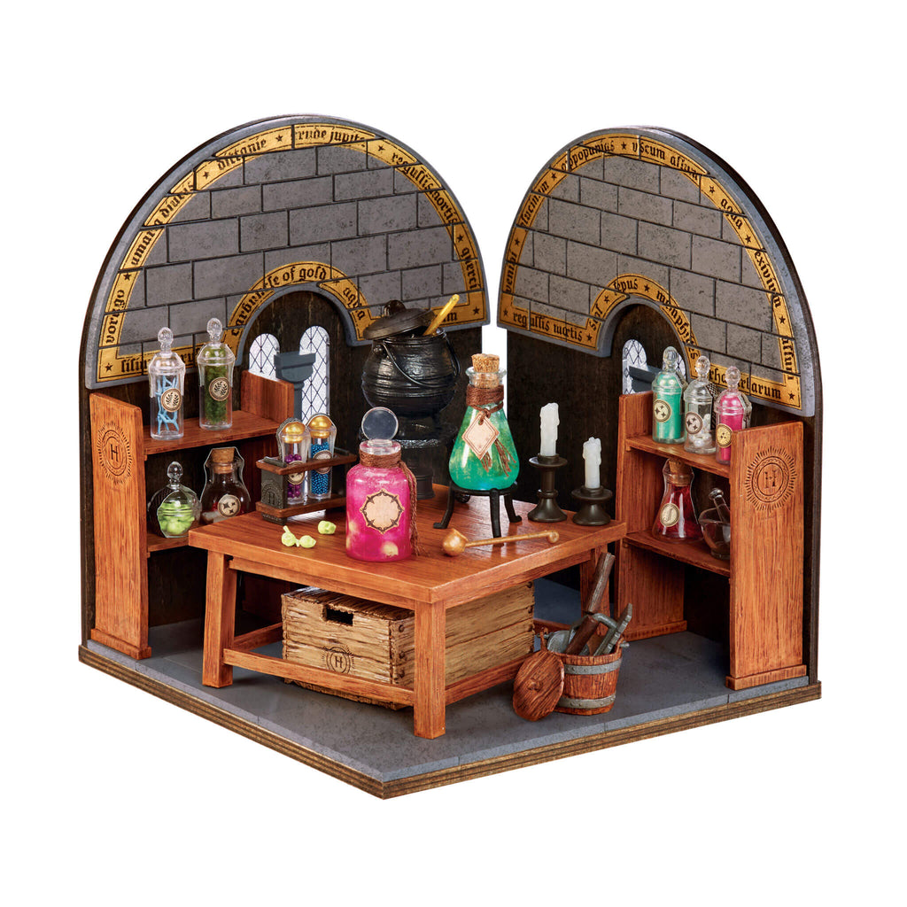 MGA's Miniverse Make It Mini Potions Class Harry Potter™ Mini Collectibles