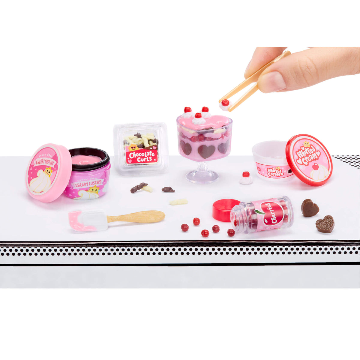 MGA's Miniverse Make It Mini Valentine's Mini Collectibles 2026