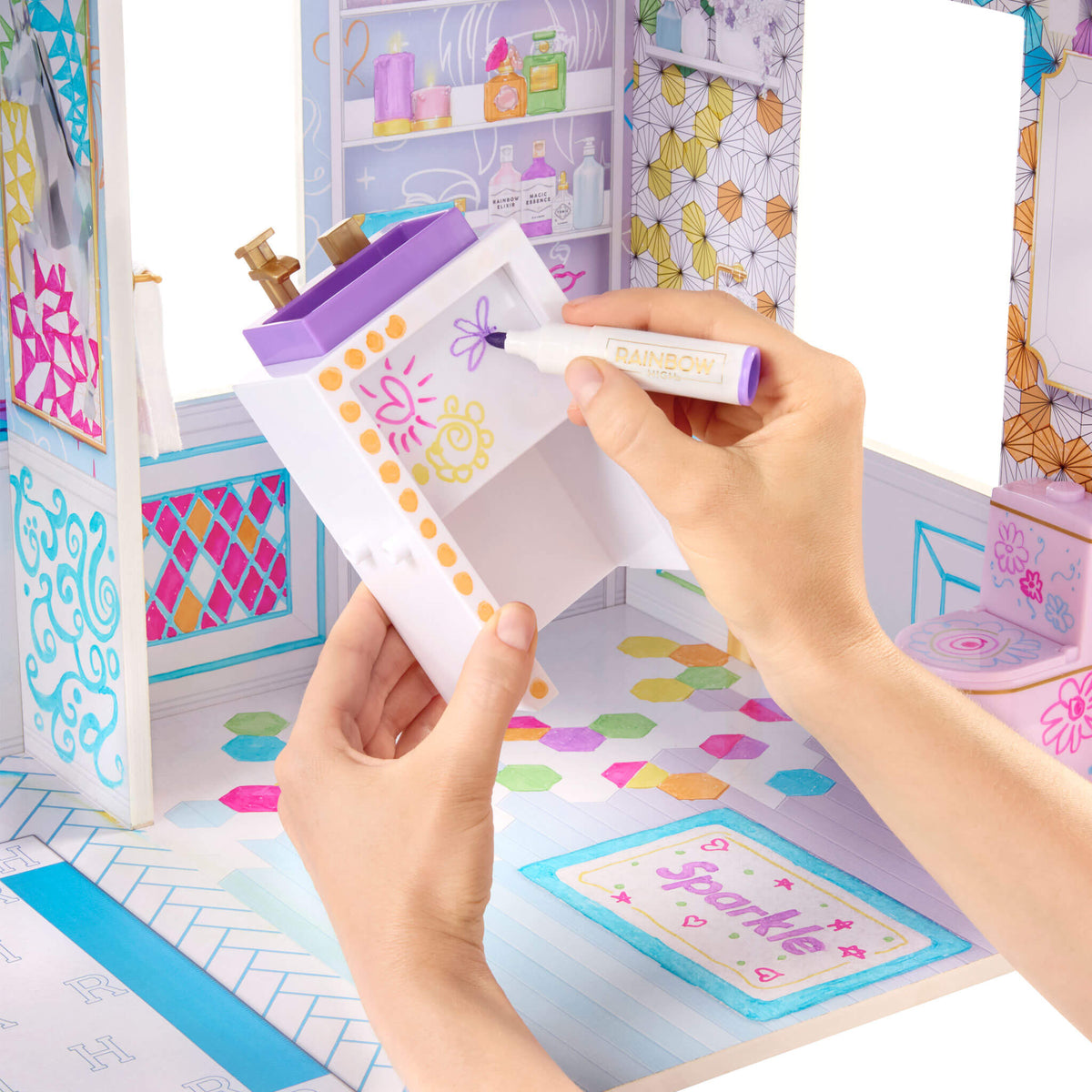 Rainbow High Color & Play 3-Story Doll House, Design All Walls & Floors with Washable Markers