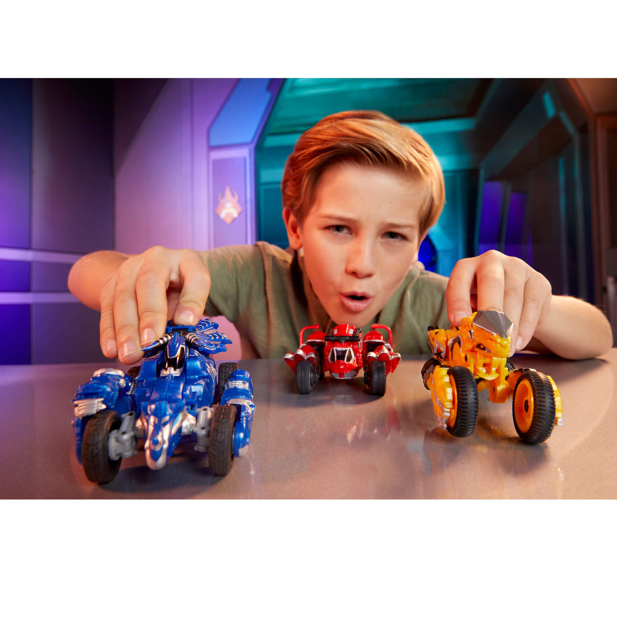 Armorsaurs Evolver Ajax Transforming Dinosaur to Vehicle